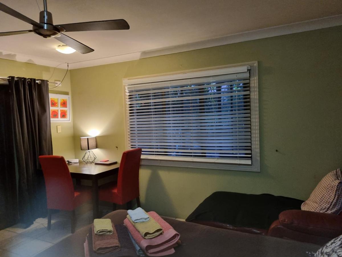 Homestay At Julie'S 케언스 외부 사진